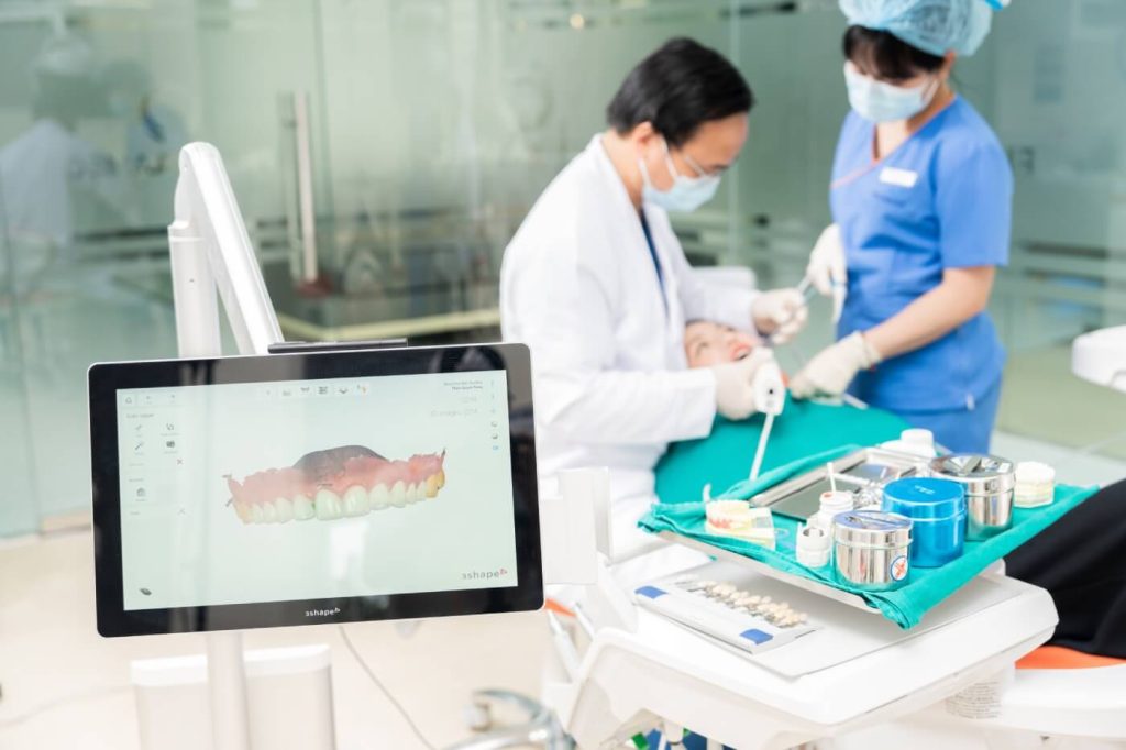 Răng sứ thẩm mỹ 02